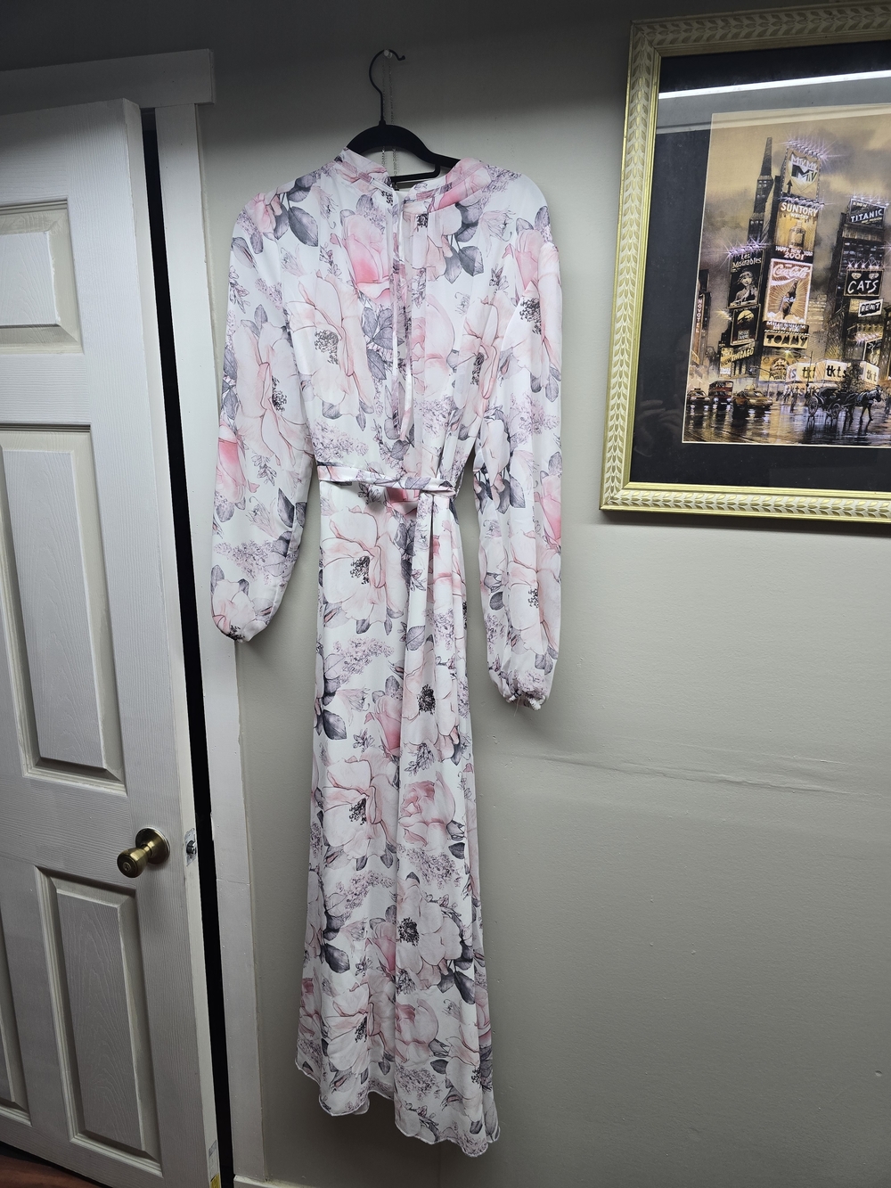 Floral Long Sleeve Maxi Dress in Light Pink and Gray